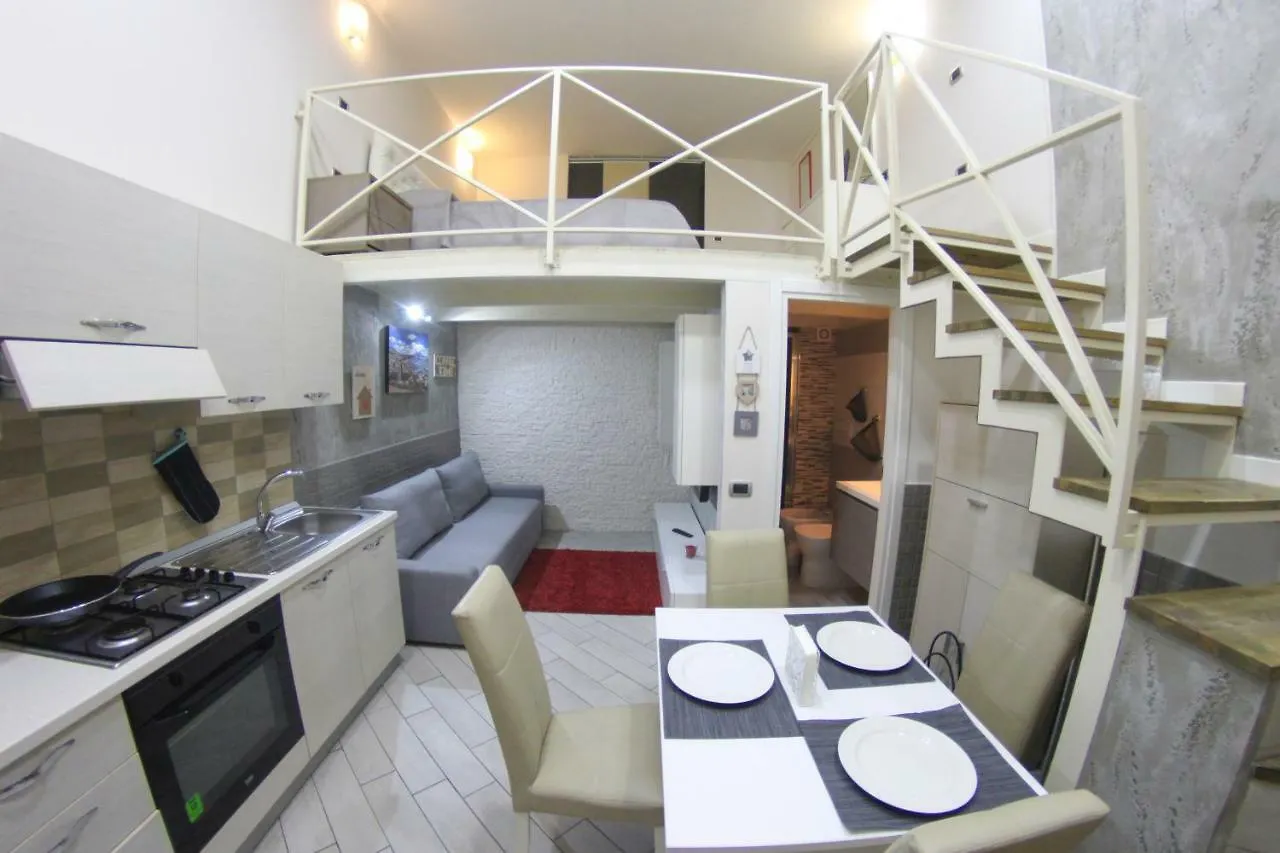 Ferienwohnung Brillantina House Neapel