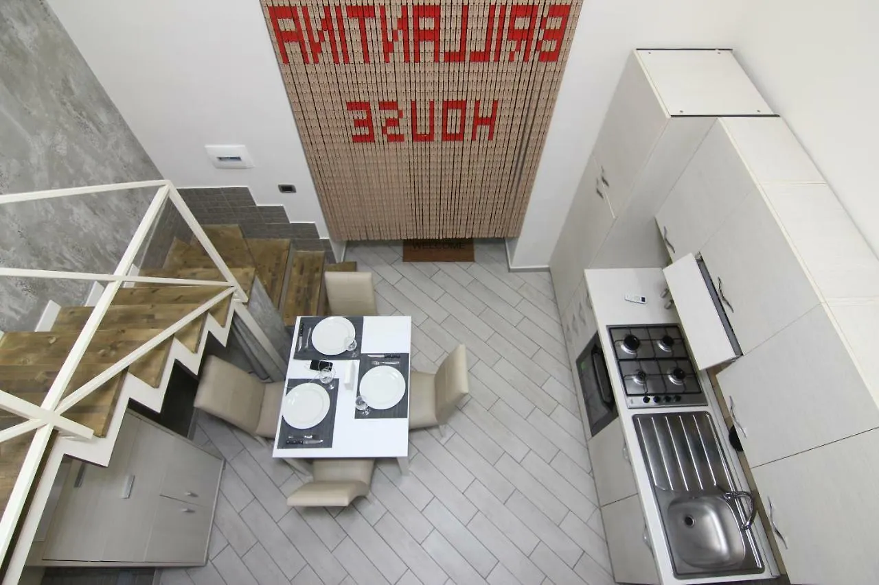 Apartment Ferienwohnung Brillantina House Neapel