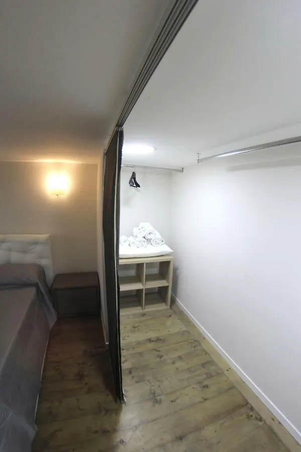 Apartment Ferienwohnung Brillantina House Neapel